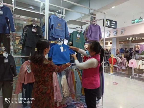 【新時(shí)代商廈寶龍店】企業(yè)文化踐行者（5）百問不煩，百挑不厭