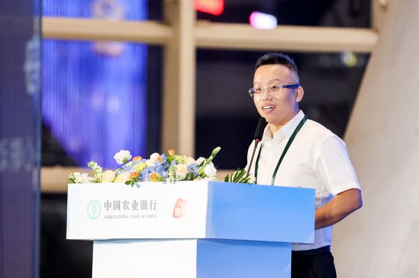 農(nóng)情億萬家 中國農(nóng)業(yè)銀行深化推進“誠信、興商、惠民”主題消費節(jié)