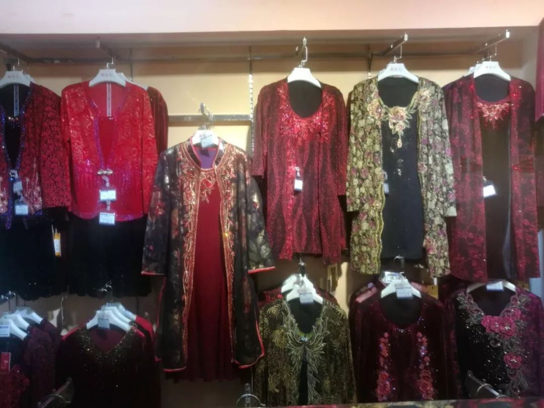 新時(shí)代商廈｜春季出游 當(dāng)然要打扮的美美噠！